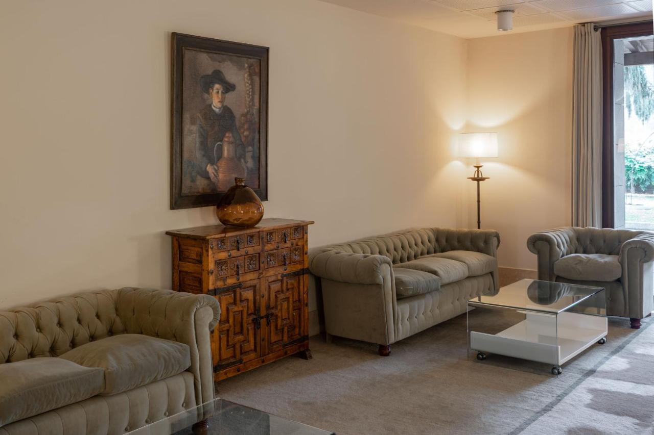 Parador De Villafranca Del Bierzo Buitenkant foto